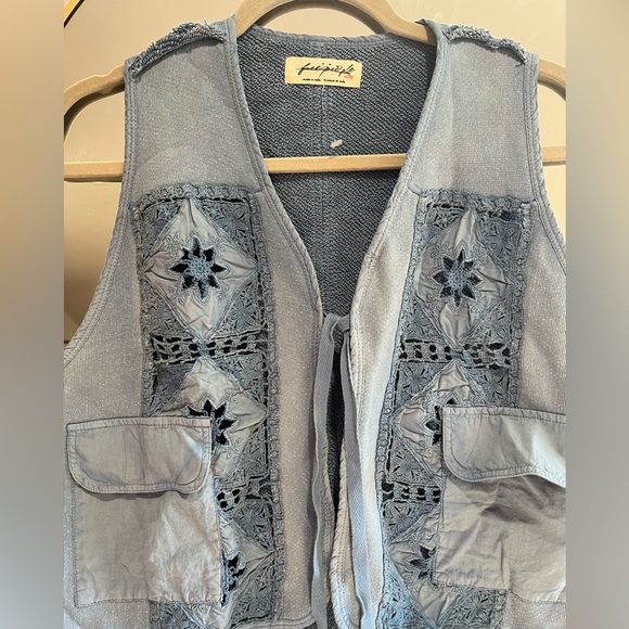 FP Wonderstruck Vest - Picture 5 of 9